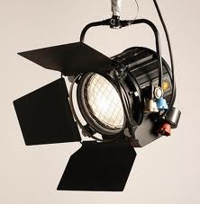 [PRO251] FRESNEL 1250/2500W CASTOR